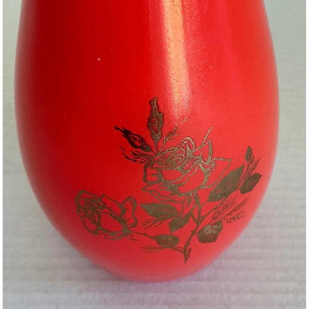 Vintage Red Milk Glass Bud Vase Gold Rose Scalloped‎ Rim 9 Inch MCM